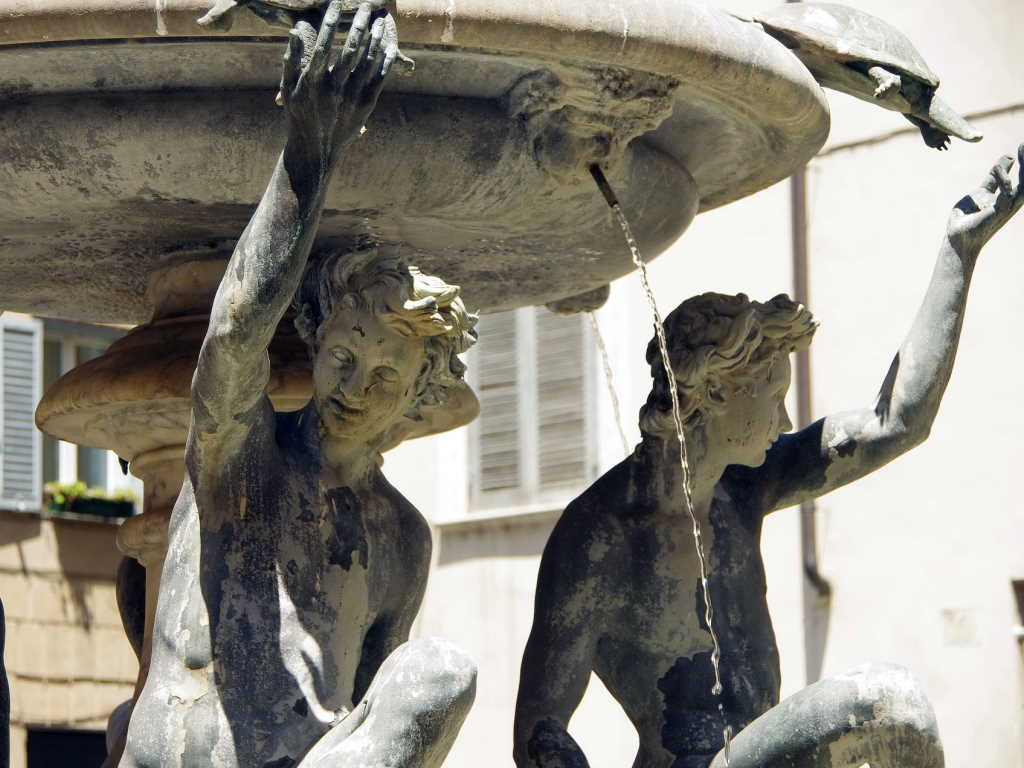 rome italy tourtles fountain
