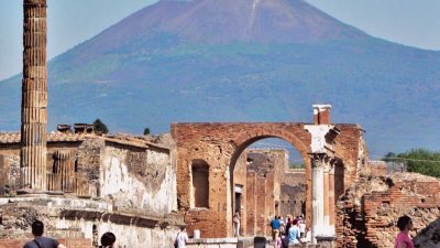 pompeii-vesuvio-italy