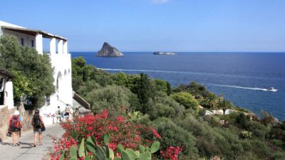 Tour della Sicilia e le Isole Eolie