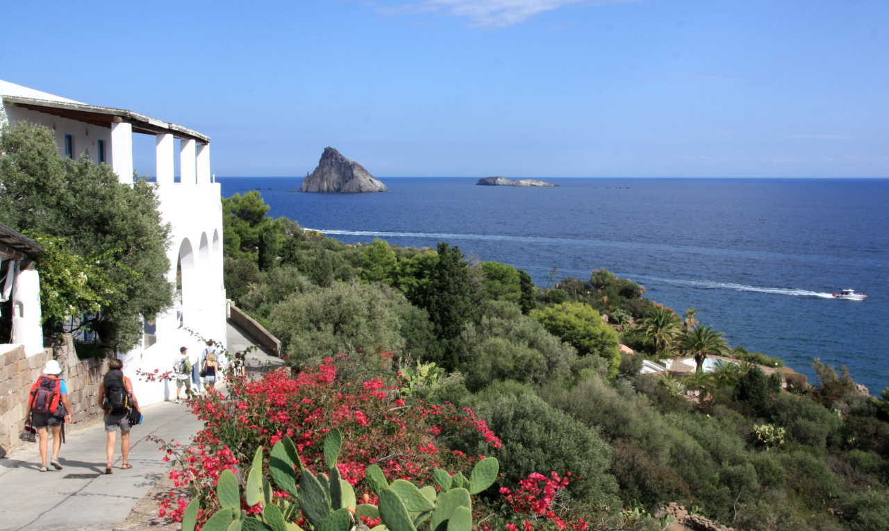 Tour della Sicilia e le Isole Eolie