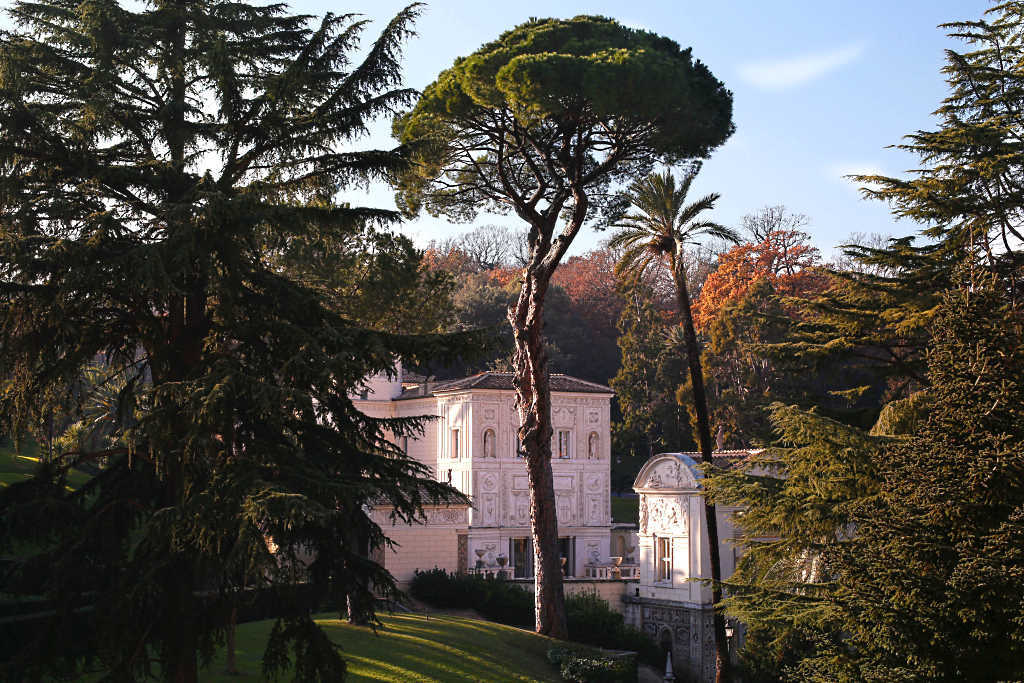 vatican-garden-rome