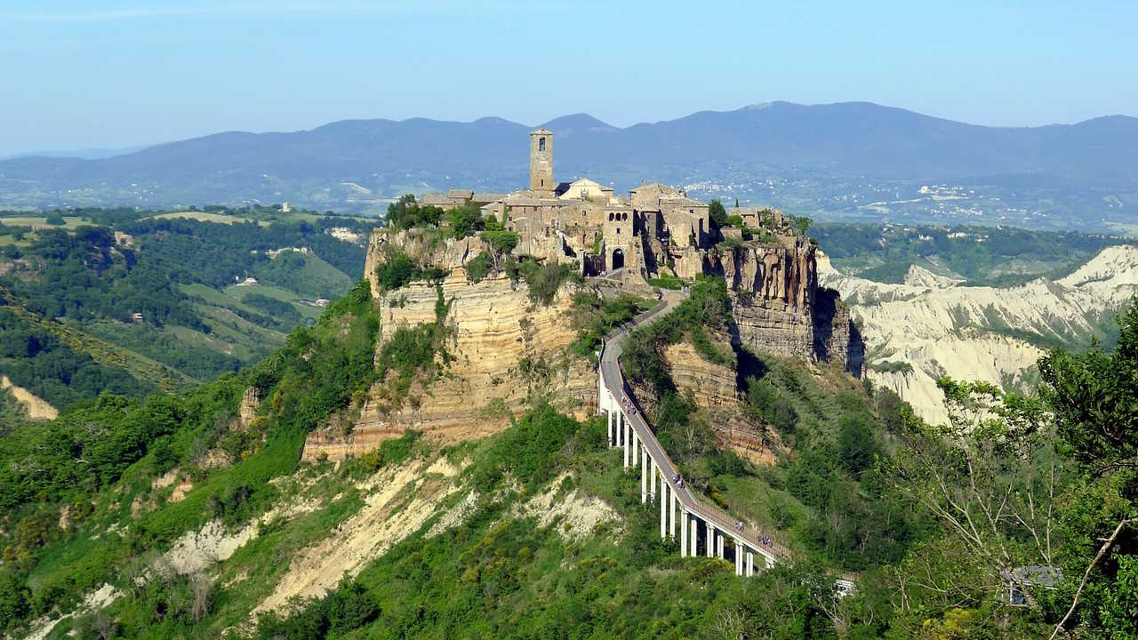 Tour Guidato di Civita di Bagnoregio e Orvieto da Roma