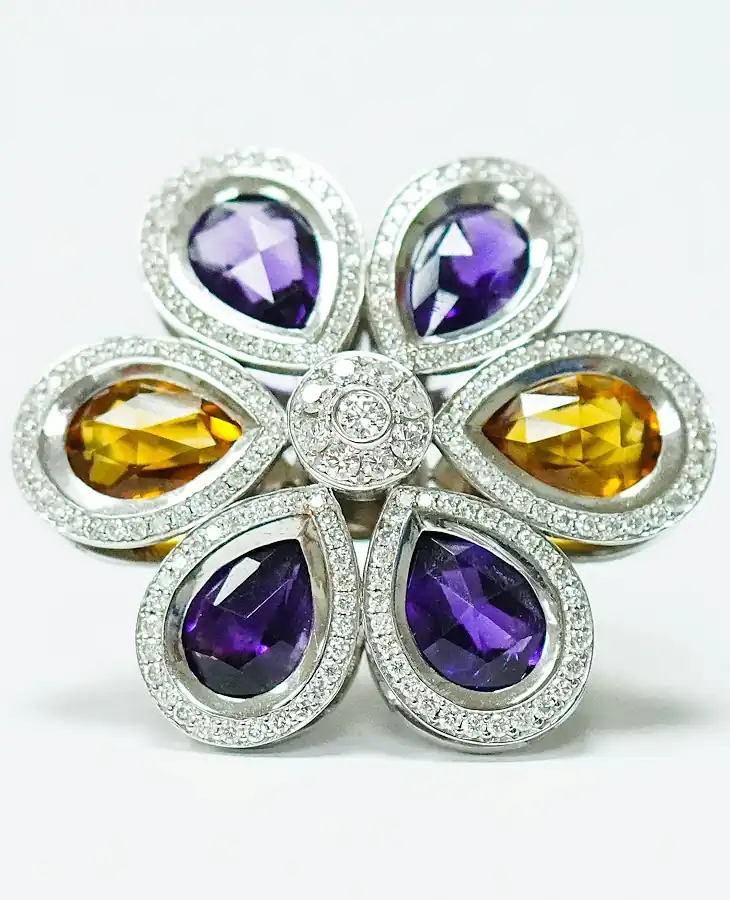 jewellers on the Ponte Vecchio in Florence