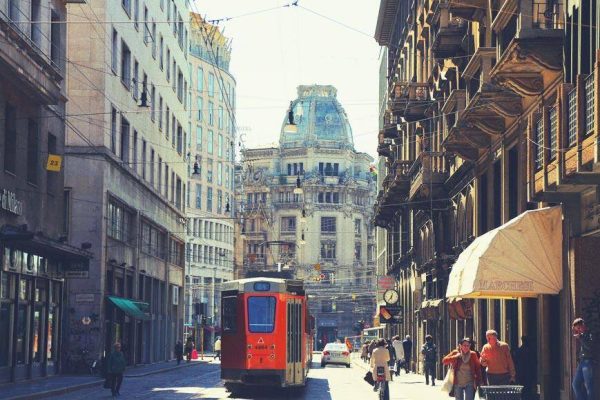 59_870_milan-street-italy-obm